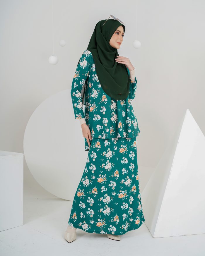 Baju Kurung Lola Printed 2.0 - Vardia Emerald - Image 2