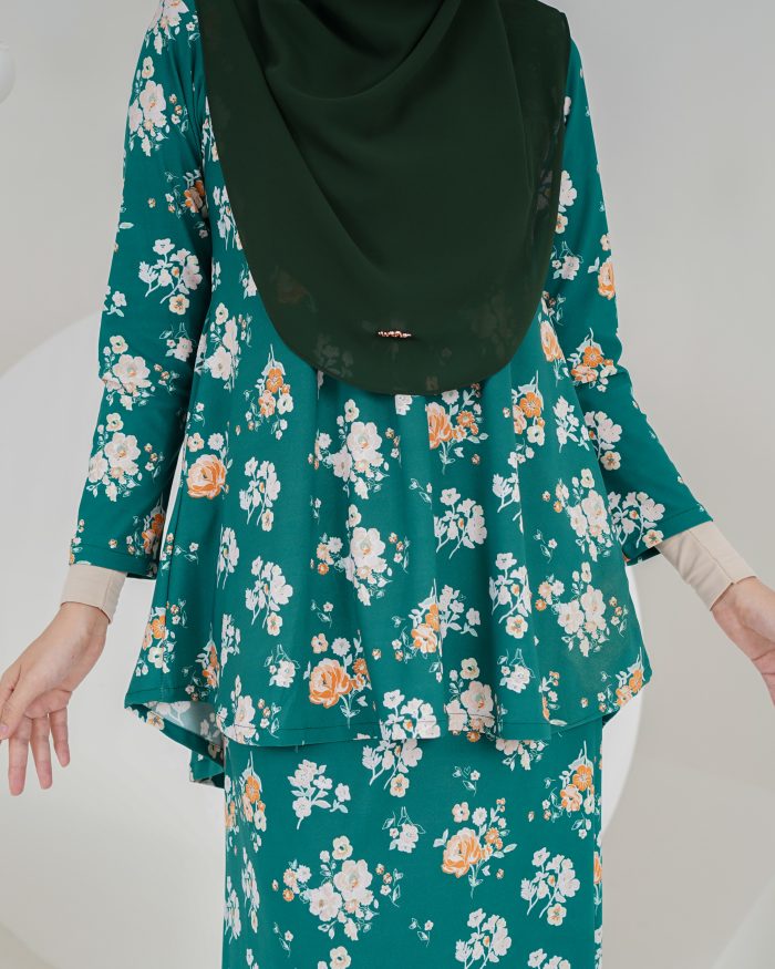 Baju Kurung Lola Printed 2.0 - Vardia Emerald - Image 4