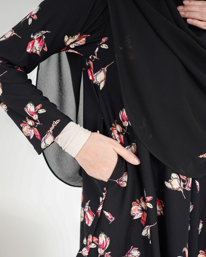 Baju Kurung Lola Printed 2.0 - Villea Black - Image 5