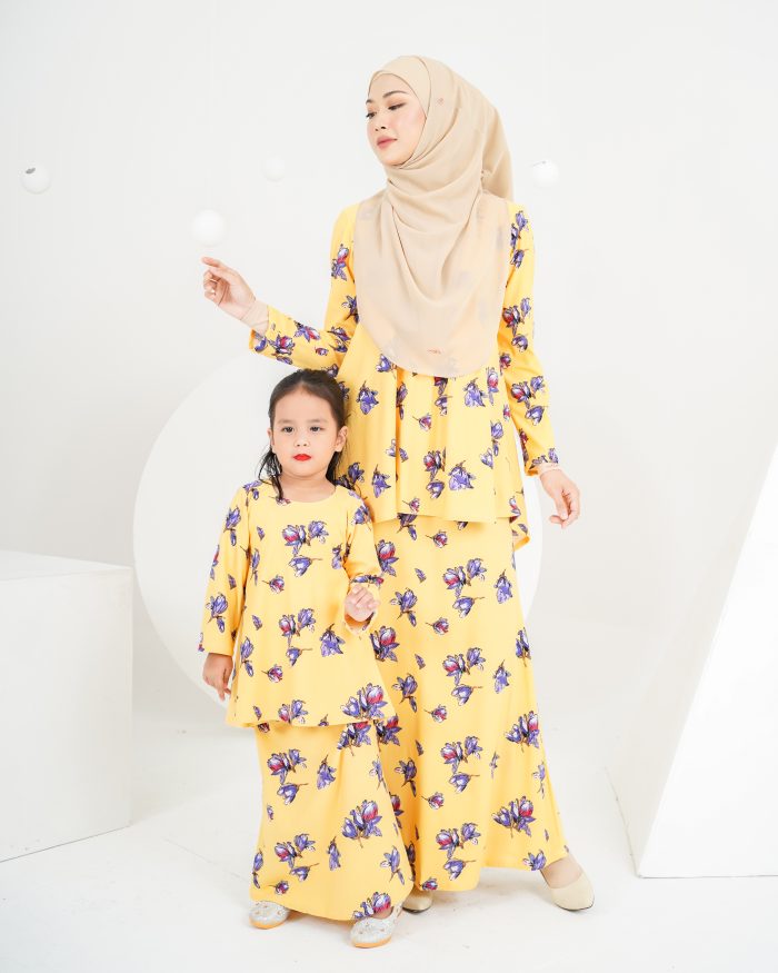 Baju Kurung Lola Printed Kids 2.0 - Villea Blonde - Image 4