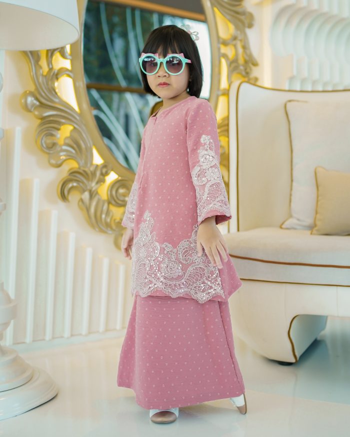 Baju Kurung Moden Lace Ratu Kids - Candy Pink