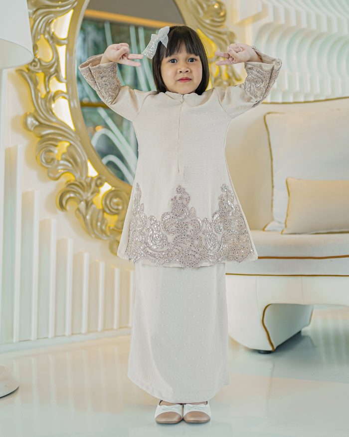 Baju Kurung Moden Lace Ratu Kids - Ivory Cream - Image 2