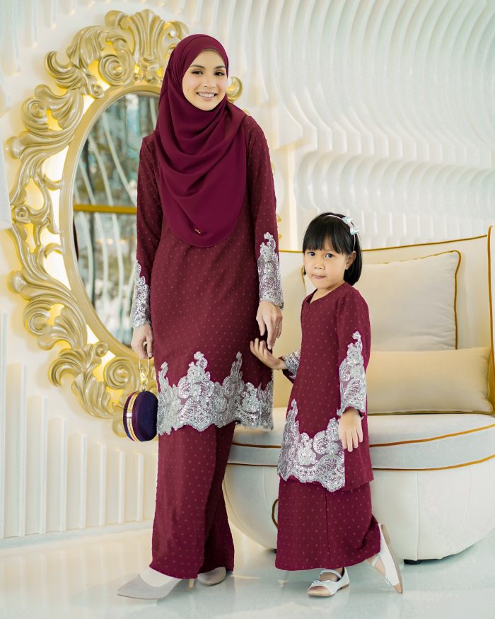 Baju Kurung Moden Lace Ratu Kids - Maroon Berry - Image 4