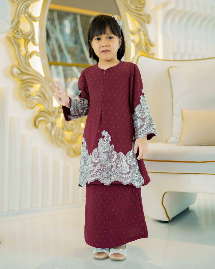 Baju Kurung Moden Lace Ratu Kids - Maroon Berry - Image 2