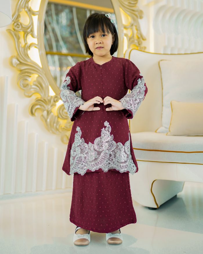 Baju Kurung Moden Lace Ratu Kids - Maroon Berry - Image 3