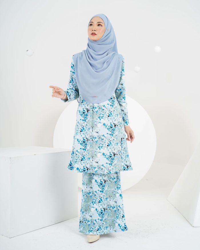 Baju Kurung Laura Printed 5.0 - Blue Cracker