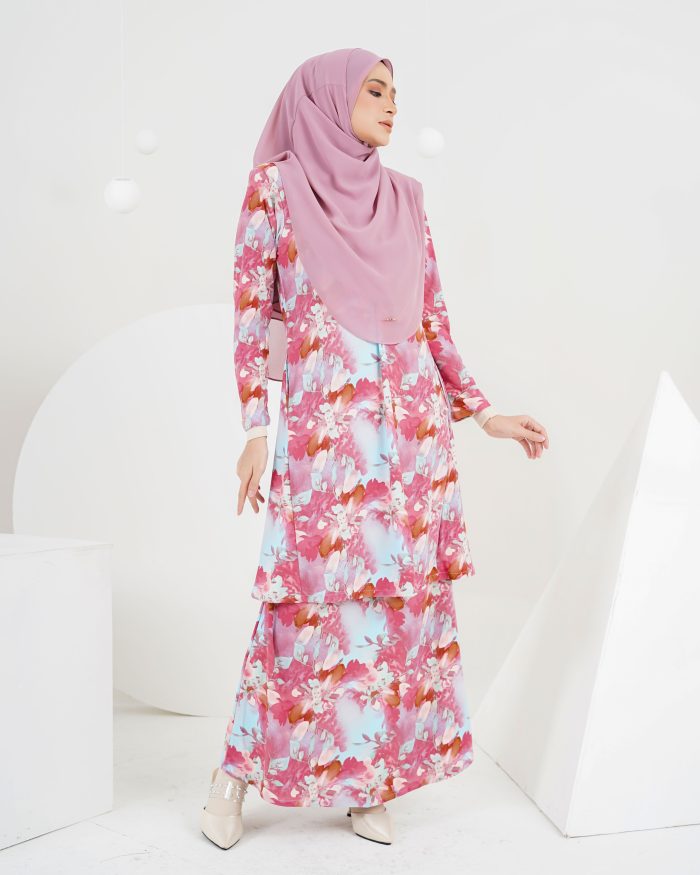 Baju Kurung Laura Printed 5.0 - Pink Bougainvillea - Image 2