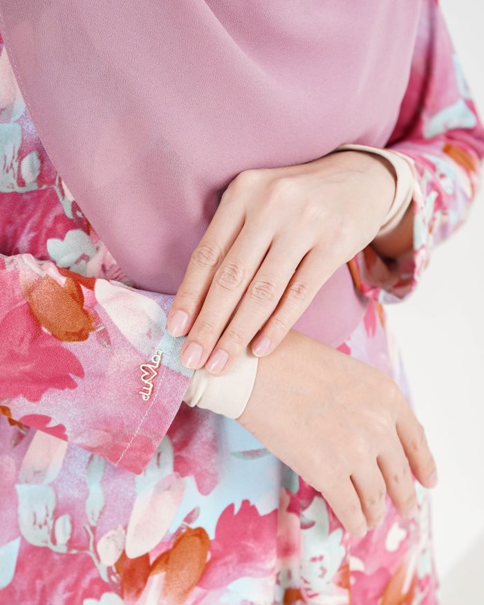 Baju Kurung Laura Printed 5.0 - Pink Bougainvillea - Image 3