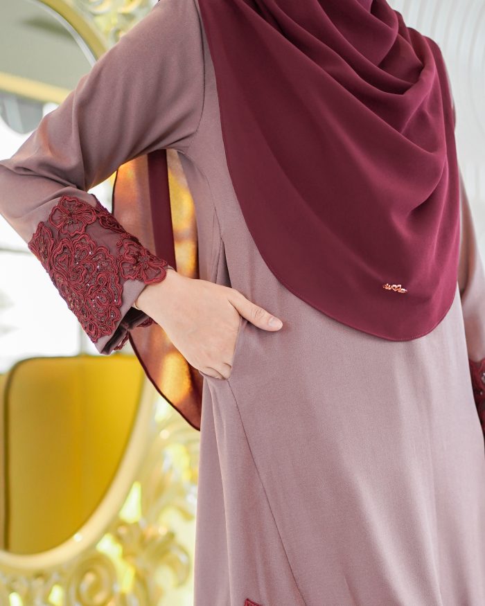 Baju Kurung Pahang Majeeda 2.0 - Mauve Taupe - Image 3