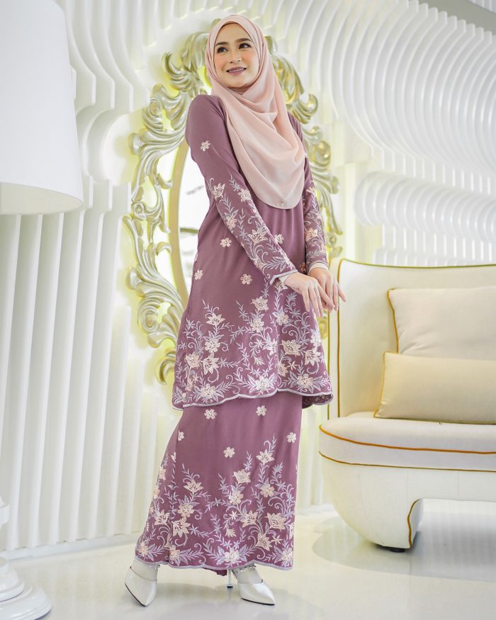 Baju Kurung Riau Sulam Raissa - Deep Mauve