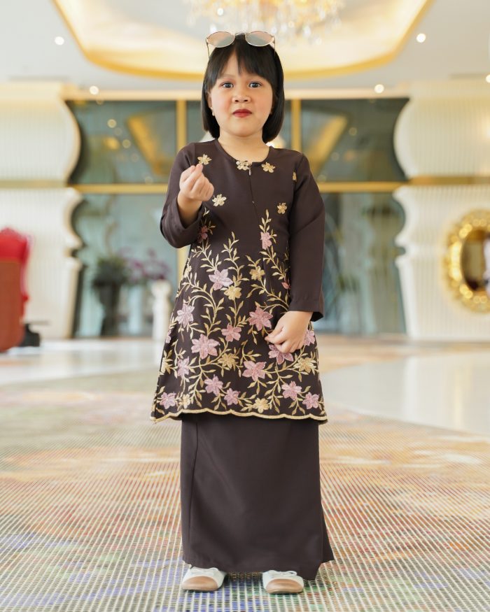 Baju Kurung Riau Sulam Rasyiqah Kids - Walnut Brown - Image 2