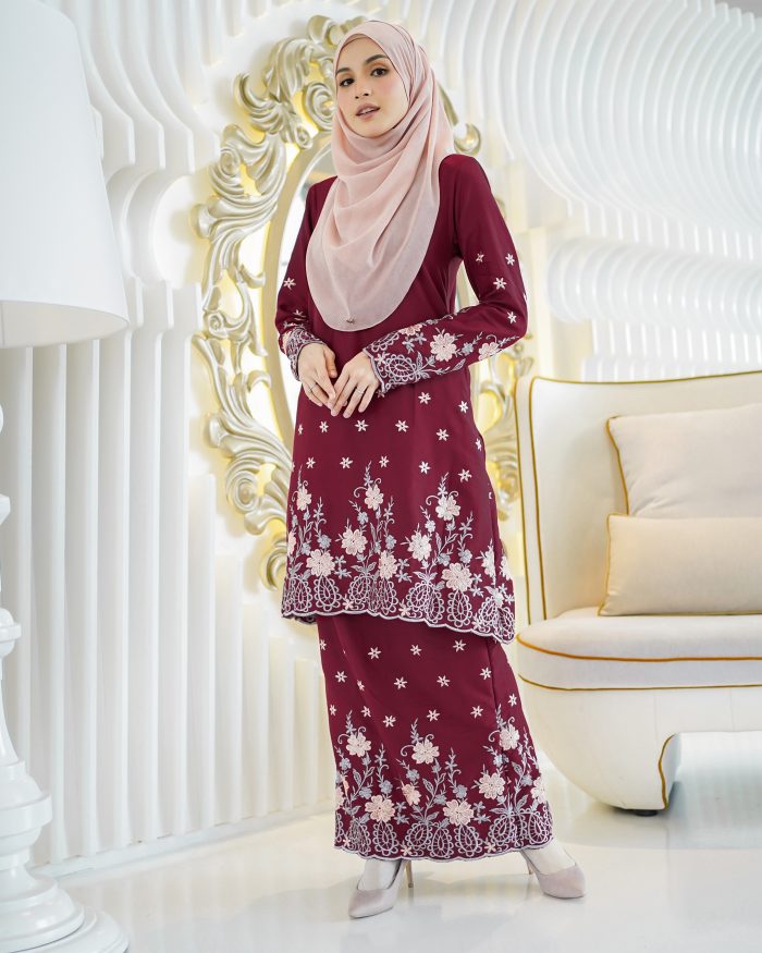 Baju Kurung Riau Sulam Raudah - Burgundy