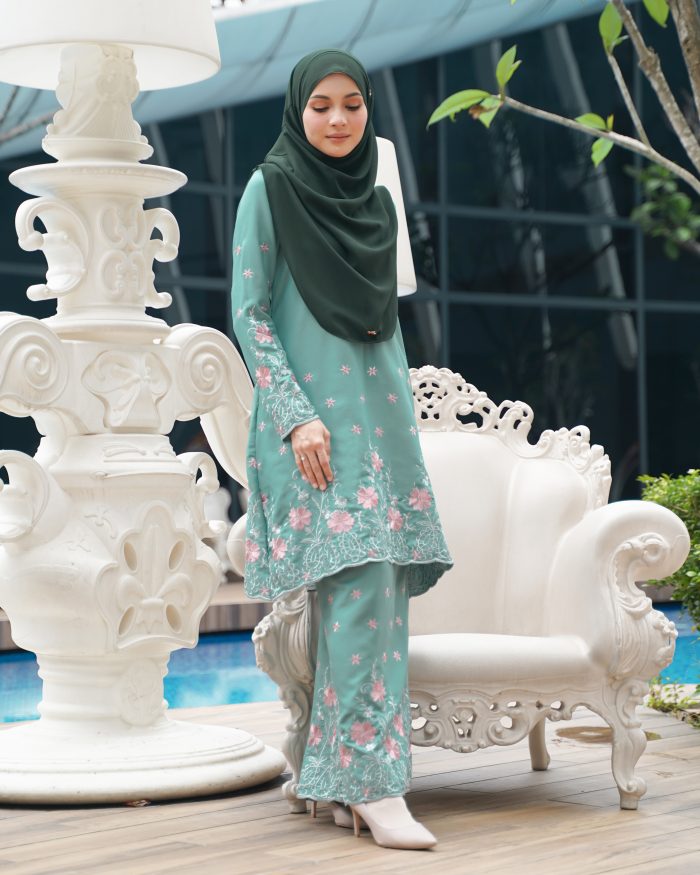 Baju Kurung Riau Sulam Raudah - Jade Green