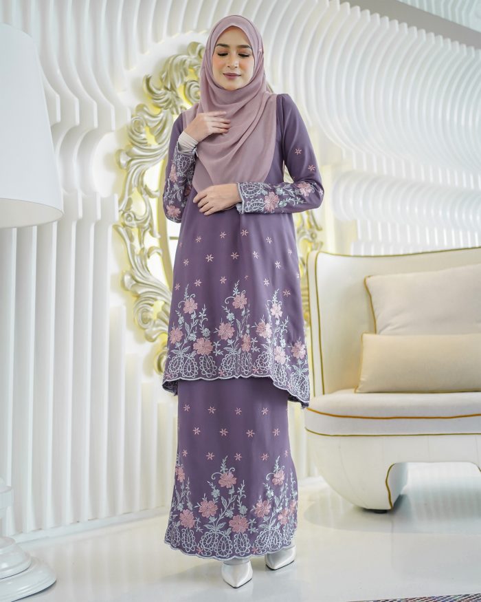 Baju Kurung Riau Sulam Raudah - Purple Iris - Image 2