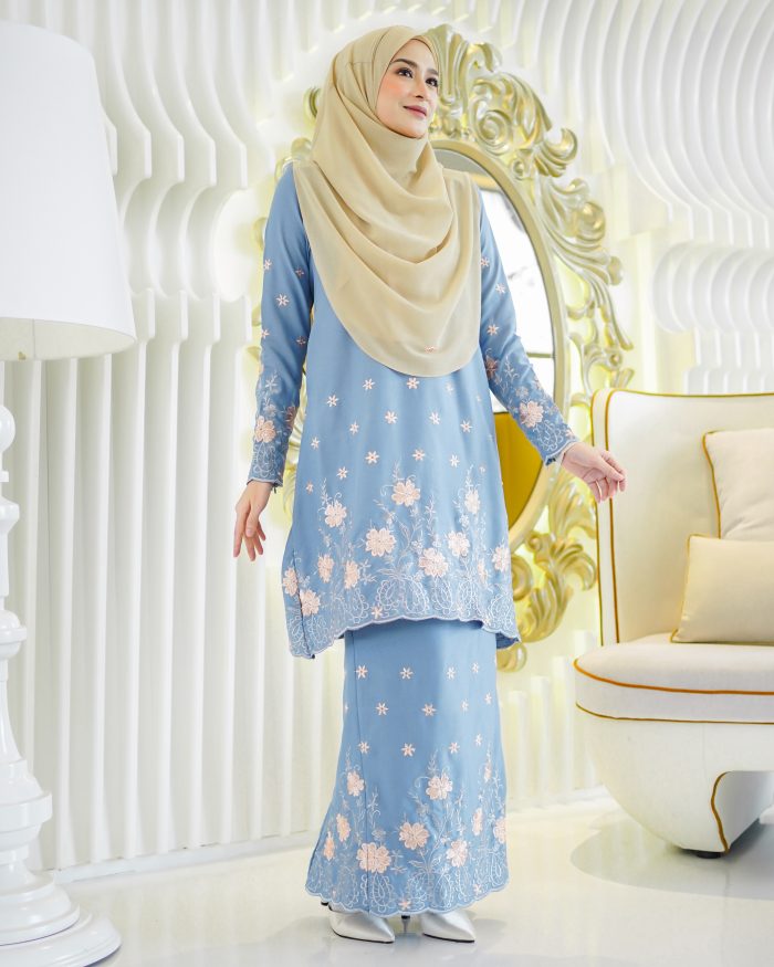 Baju Kurung Riau Sulam Raudah - Sky Blue