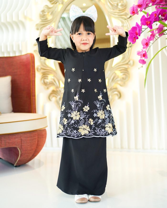 Baju Kurung Riau Sulam Rasheeda Kids - Matte Black - Image 2