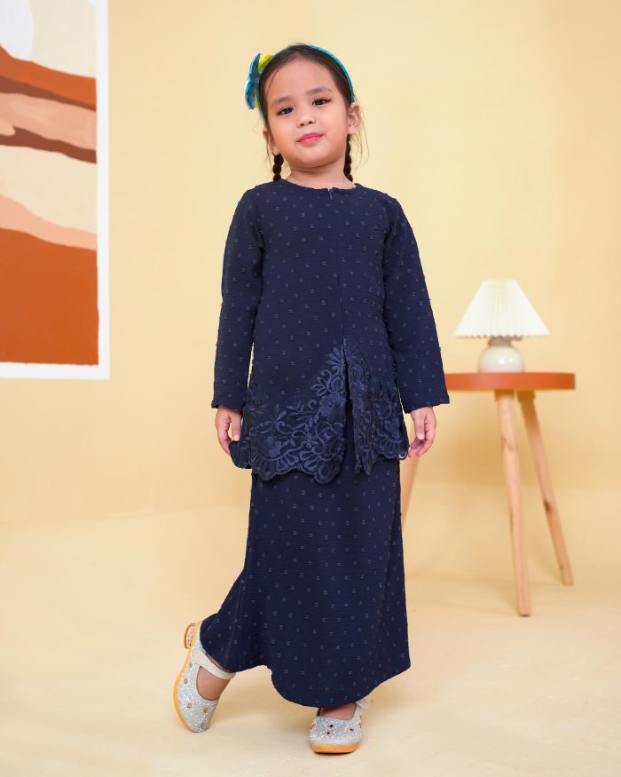 Baju Kebaya Lace Syawali Kids - Navy Blue - Image 2