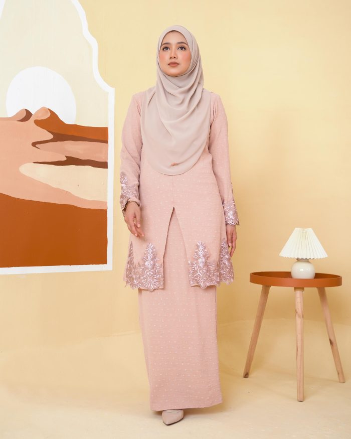 Baju Kebaya Lace Syawali - Nude Peachy - Image 2