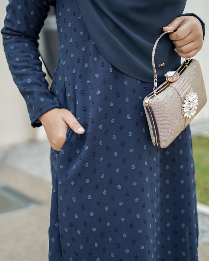 Baju Kurung Pahang Latisha - Navy Blue - Image 4