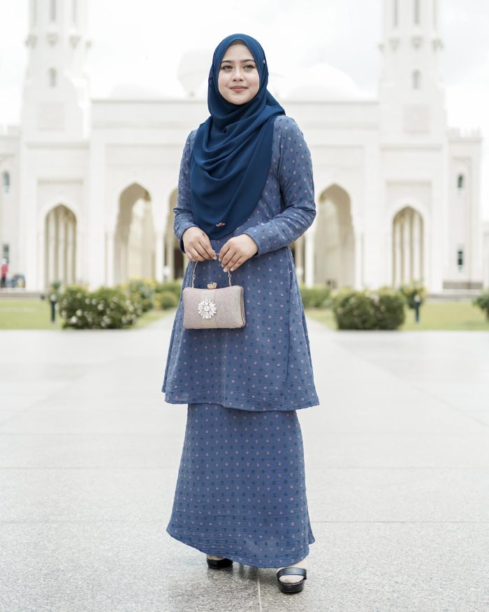 Baju Kurung Pahang Latisha - Rust Aegean - Image 3