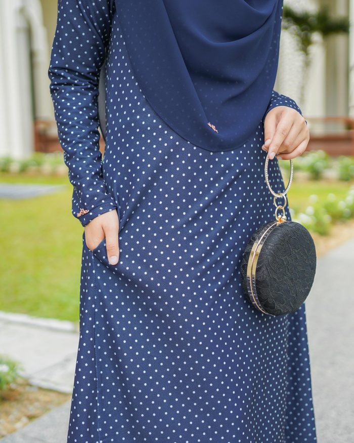 Baju Kurung Pahang Laura Printed - Polka Blue - Image 2
