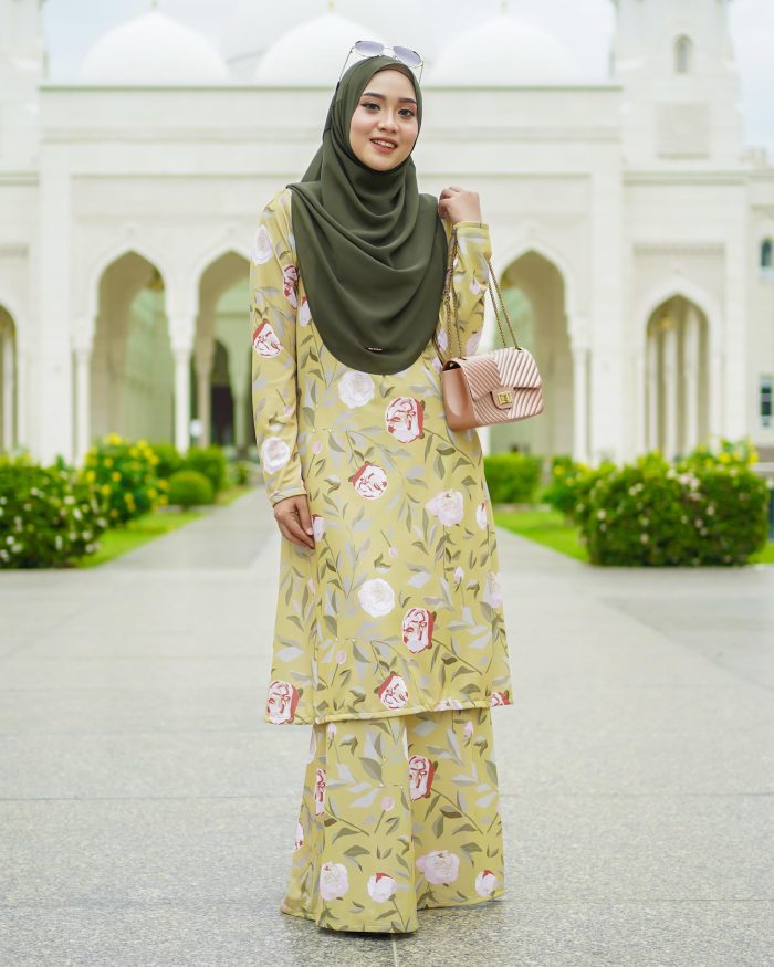 Baju Kurung Pahang Laura Printed - Rosy Brass