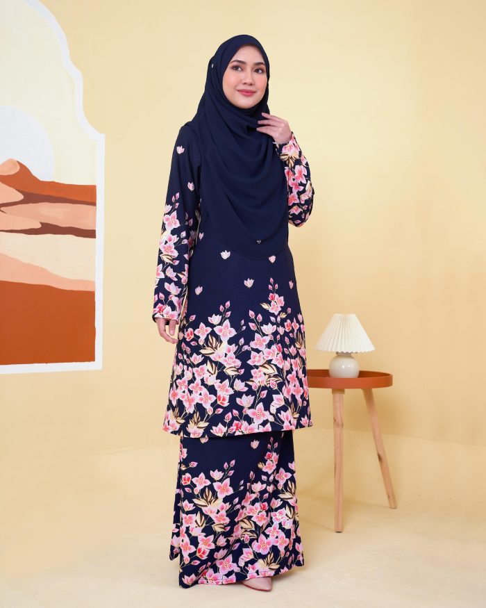 Baju Kurung Pahang Gold Line Rihannah - Blue Denim