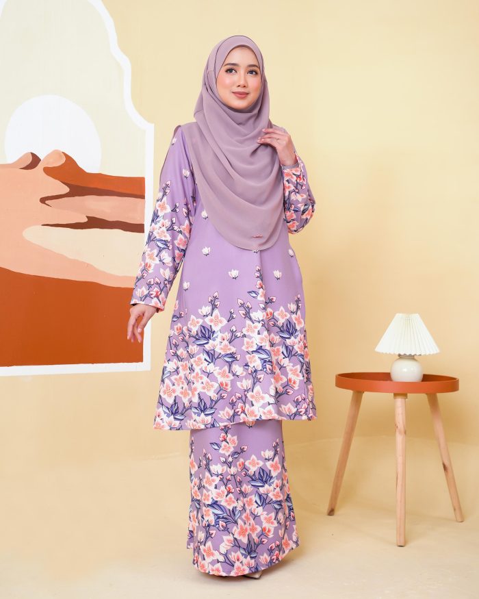 Baju Kurung Pahang Gold Line Rihannah - Lilac Purple