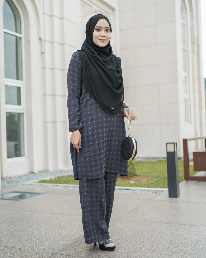 Suit Lelia - Dust Grey - Image 3