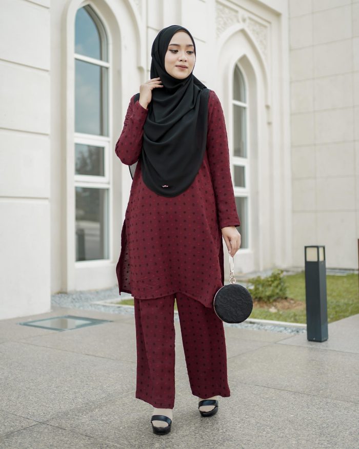 Suit Lelia - Maroon