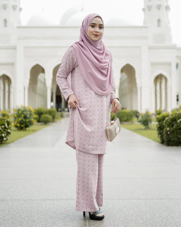 Suit Lelia - Snowy Pink - Image 3