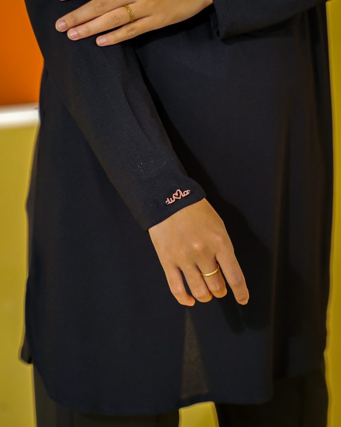 Blouse Laiqa 2.0 - Black - Image 6