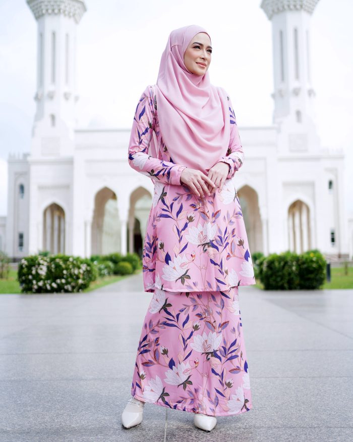 Baju Kurung Lara 2.0 - Frostbite Pink