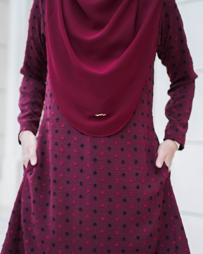 Baju Kurung Pahang Latisha 2.0 - Maroon Berry - Image 5