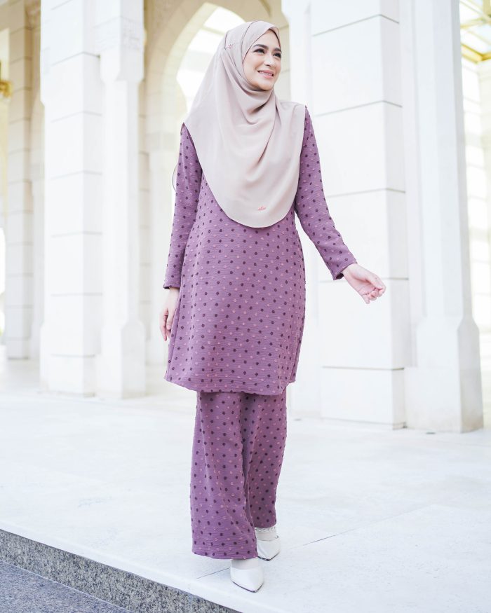 Baju Kurung Pahang Latisha 2.0 - Mauve Purple - Image 2