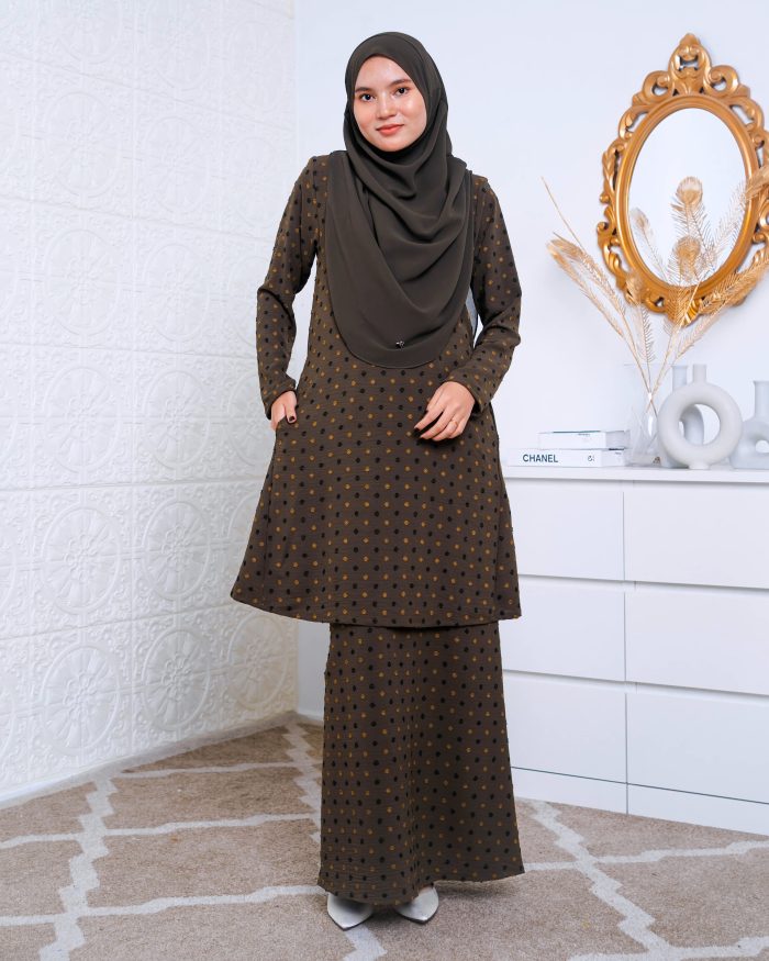 Baju Kurung Pahang Latisha 2.0 - Olive Green - Image 2