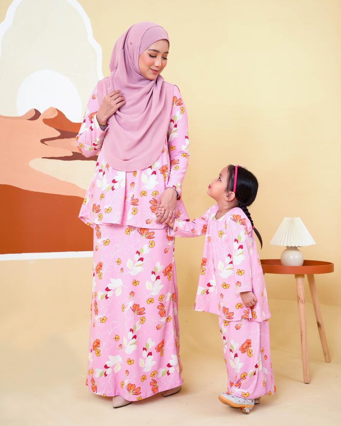 Baju Kurung Lola Printed 2.0 - Calynia Pink - Image 7