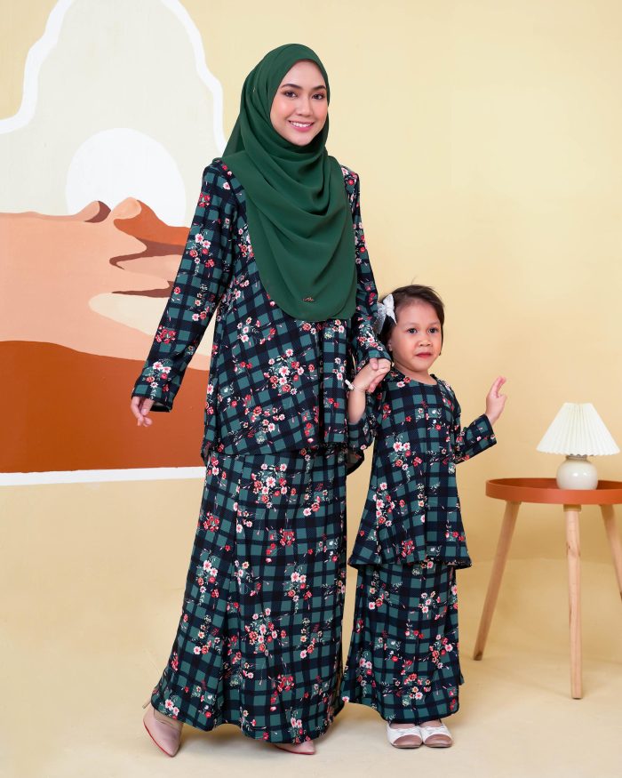 Baju Kurung Lola Printed 2.0 - Claude Checkered - Image 7