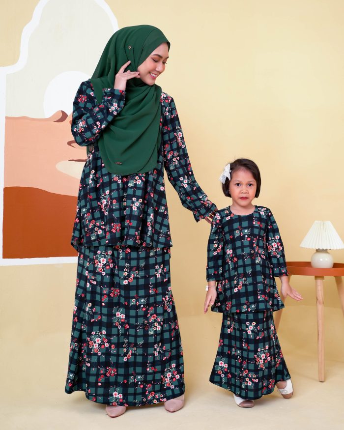 Baju Kurung Lola Printed 2.0 - Claude Checkered - Image 6