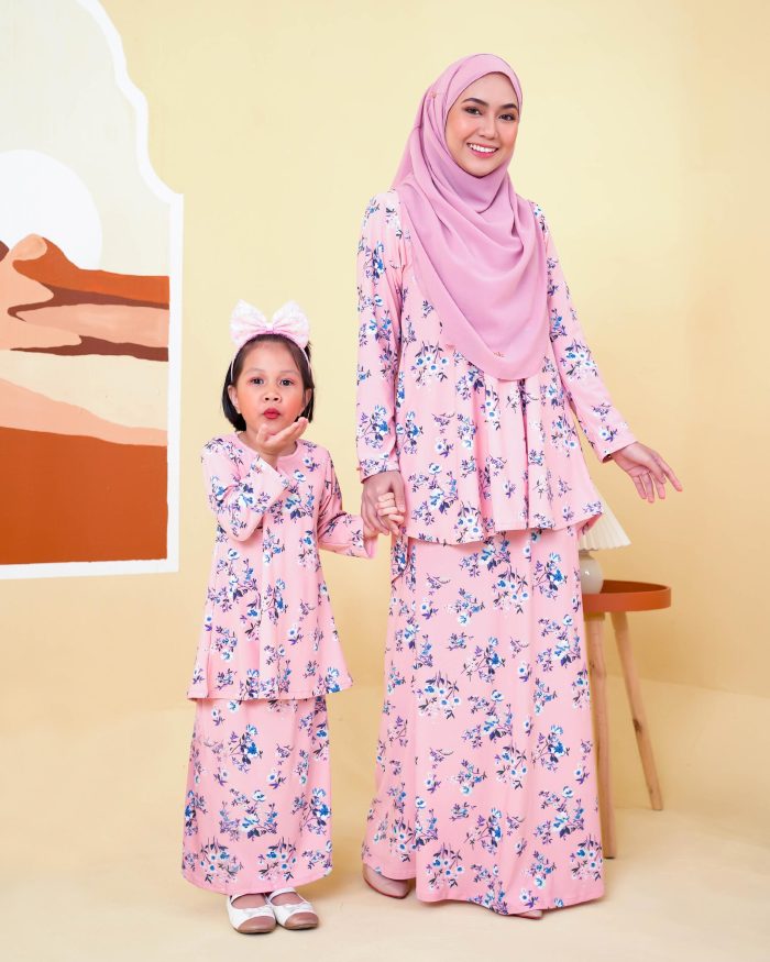 Baju Kurung Lola Printed 2.0 - Dianthus Pink - Image 6