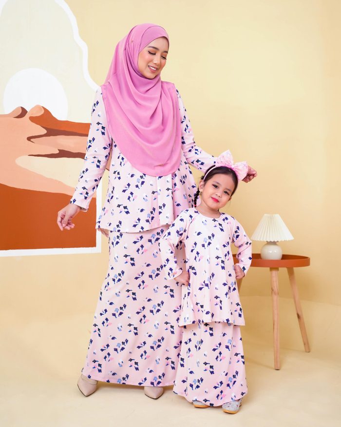 Baju Kurung Lola Printed 2.0 - Emeria Pink - Image 6
