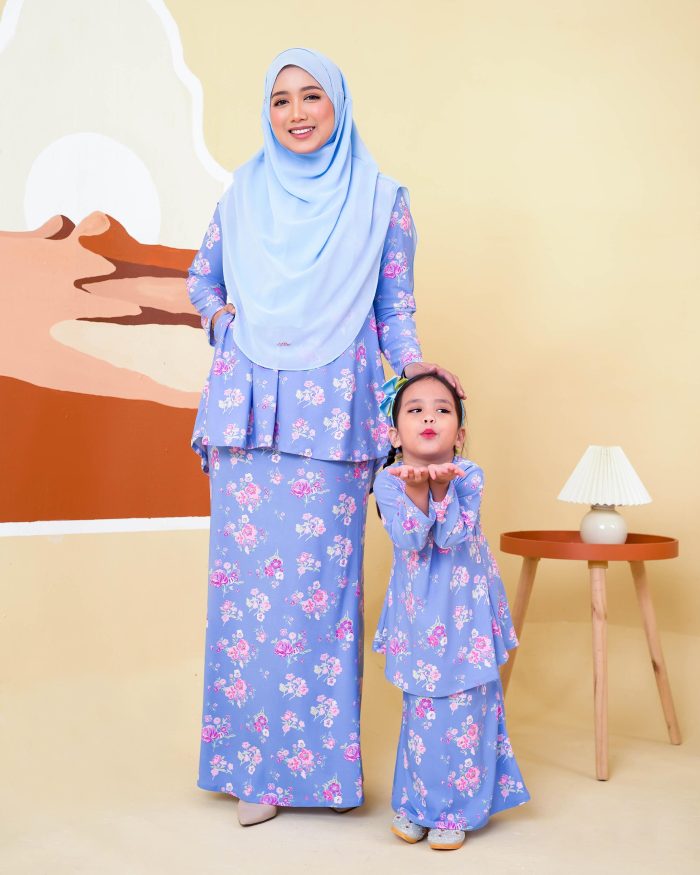 Baju Kurung Lola Printed 2.0 - Vardia Blue - Image 6