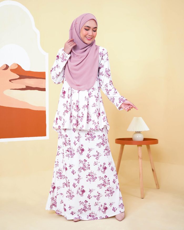 Baju Kurung Lola Printed 2.0 - Dianthus Offwhite - Image 2