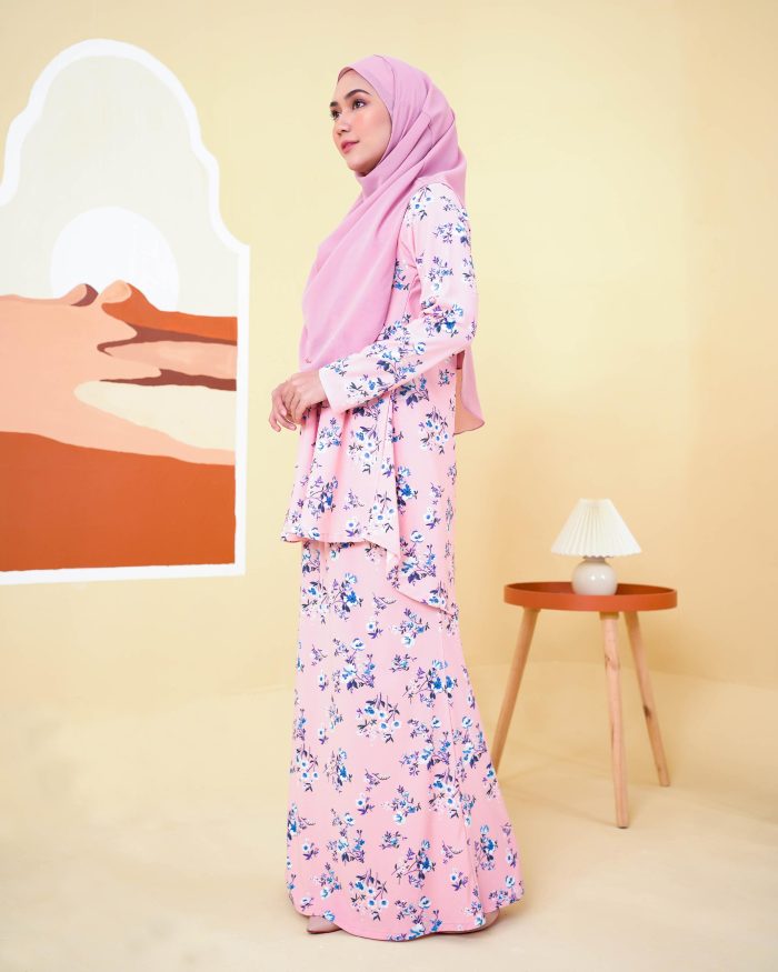 Baju Kurung Lola Printed 2.0 - Dianthus Pink - Image 3