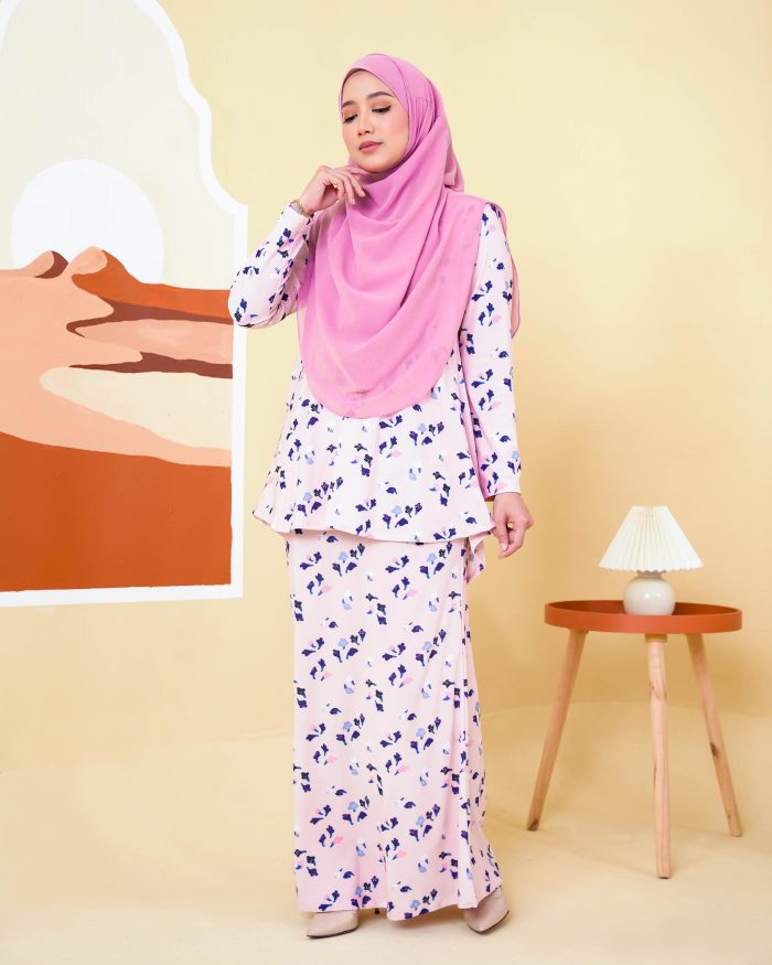 Baju Kurung Lola Printed 2.0 - Emeria Pink - Image 2