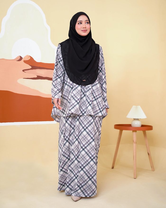 Baju Kurung Lola Printed 2.0 - Gingham Matte - Image 3