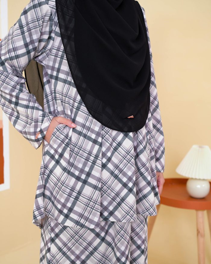 Baju Kurung Lola Printed 2.0 - Gingham Matte - Image 4