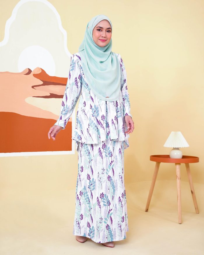 Baju Kurung Lola Printed 2.0 - Mint Lavender - Image 3