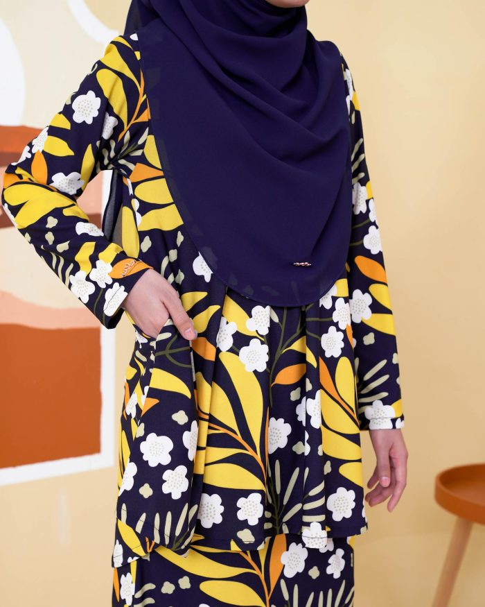 Baju Kurung Lola Printed 2.0 - Nightingale - Image 5