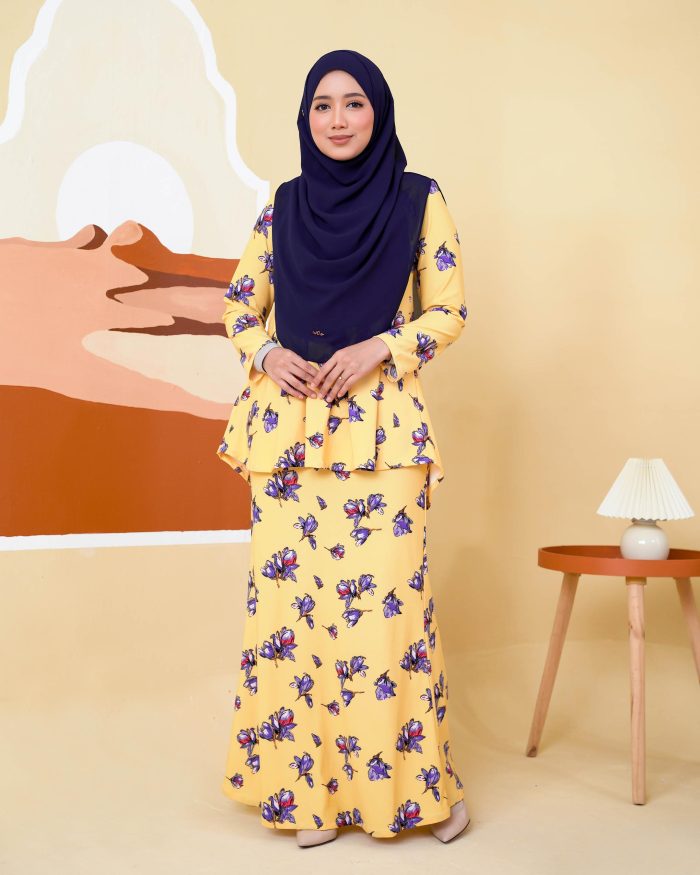 Baju Kurung Lola Printed 2.0 - Villea Blonde - Image 3